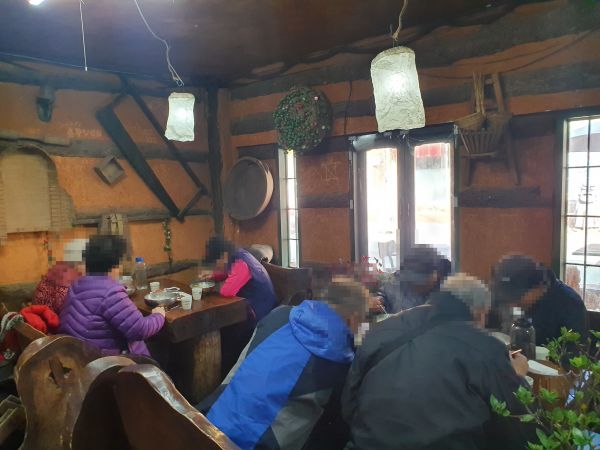 소요동 착한식당 토가(土家), 홀몸 어르신에 새해맞이 떡국 대접