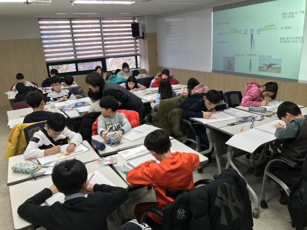 시흥시 중앙도서관, 겨울방학 독서문화프로그램 활발히 진행 중