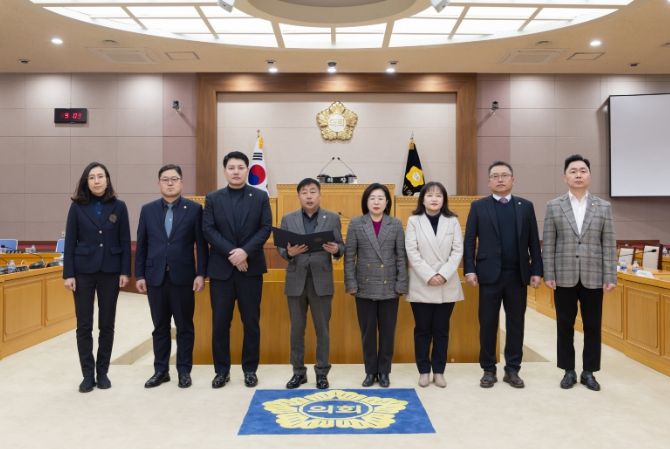 양주시의회, 국제 스케이트장 양주시 유치 결의문 발표