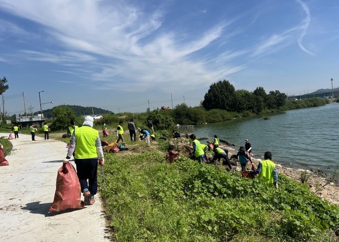 평택시, 평택호 합동 정화 활동 진행