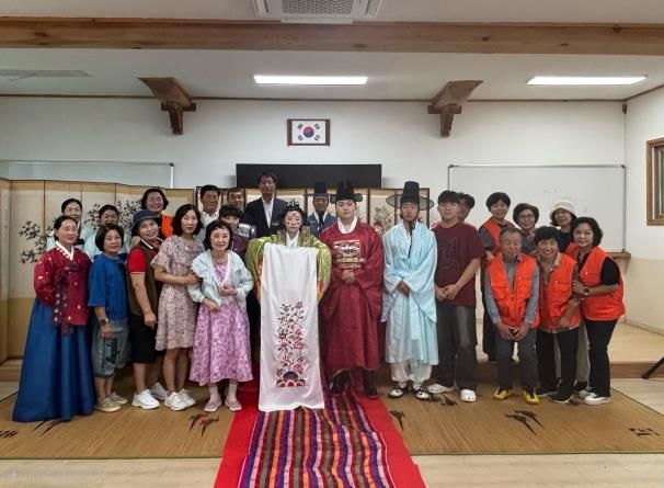 평택시 진위면 주민자치회 '진위향교 전통문화 체험' 성료