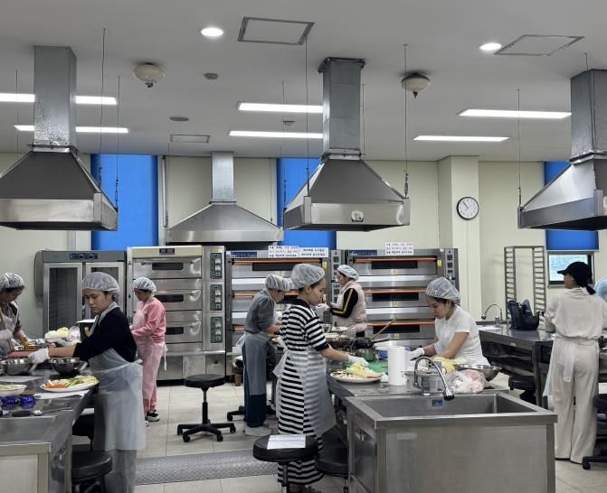 더 큰 행복 포천시가족센터, 결혼이민자 정착단계별 지원 ‘한식 요리 교실’ 운영