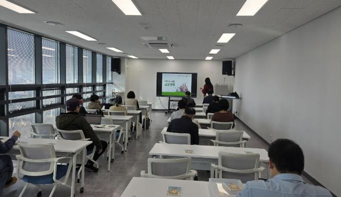 동두천시 오르빛도서관, 성인 대상 '100세 시대 금융생활' 강의 성황리 마무리