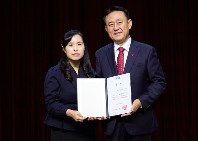 여주시육아종합지원센터, “2025년 육아종합지원센터 우수사업 공모전” 경기도지사상 수상