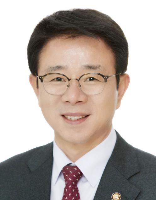 용인특례시의회 김윤선 의원 대표발의 '용인시 화재대피용 방연마스크 비치 및 지원에 관한 조례안' 본회의 통과