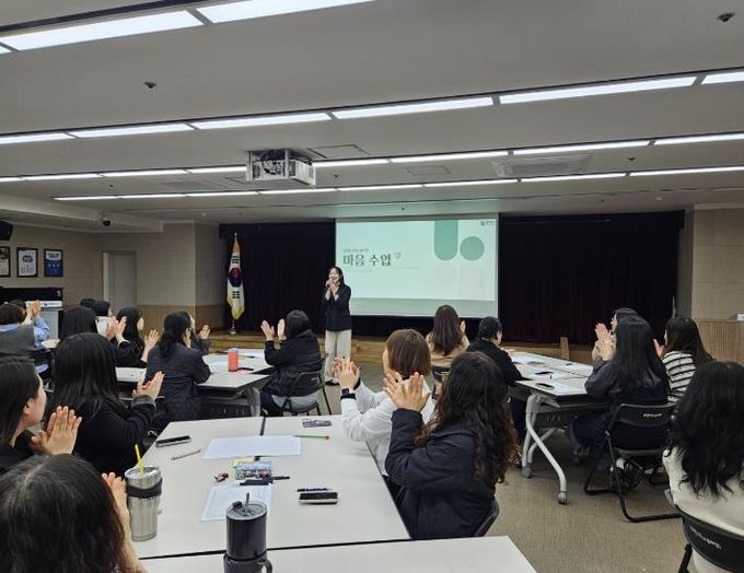 ‘2026년 상반기 콜센터 상담사 간담회 및 정기 CS교육’ 모습