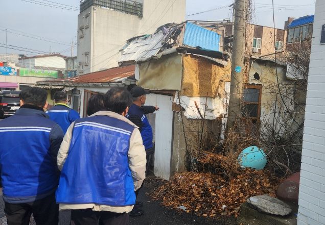 신장2동 주민자치회, 주민과 함께하는 마을환경 개선 사업 대상지 현장 활동