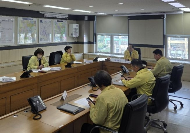 부천시는 3월 18일 숙박업소 안전점검 회의를 개최했다.