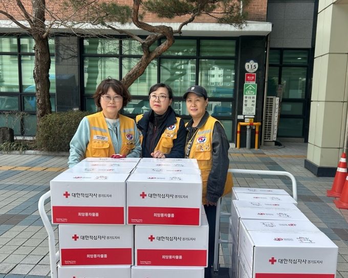 의정부시 호원2동 적십자봉사회, 사랑의 부식세트 전달