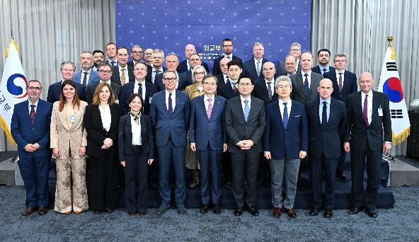 주NATO 30개국 대사단 접견